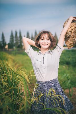 60多岁老阿姨如何免费观看高清电视剧？你知道这些方法吗！
